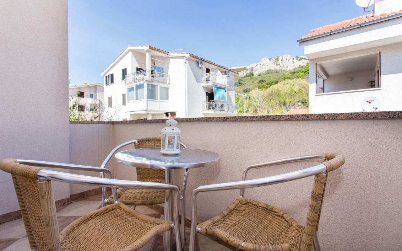 Apartments Mira Baška Exteriör bild