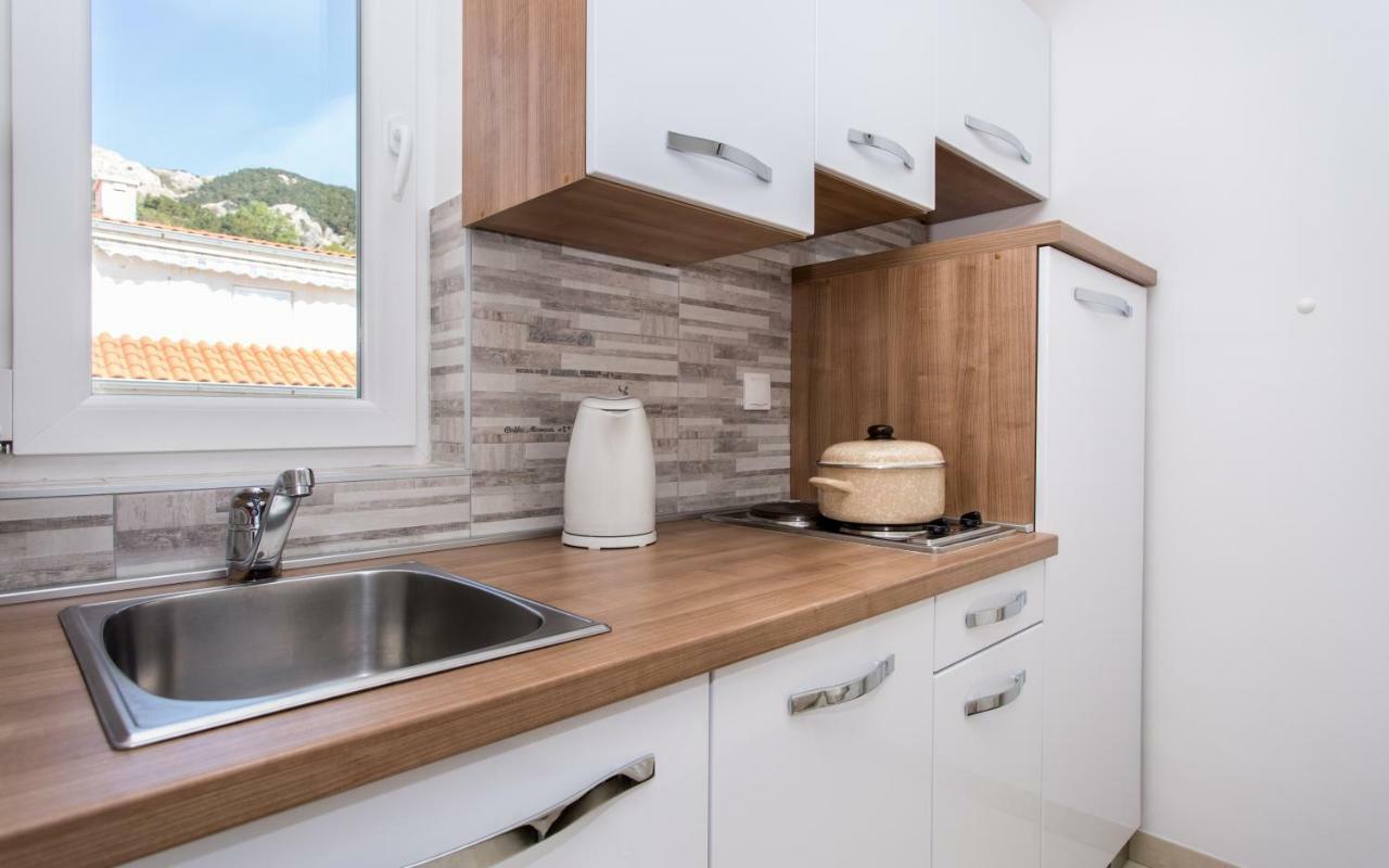 Apartments Mira Baška Exteriör bild